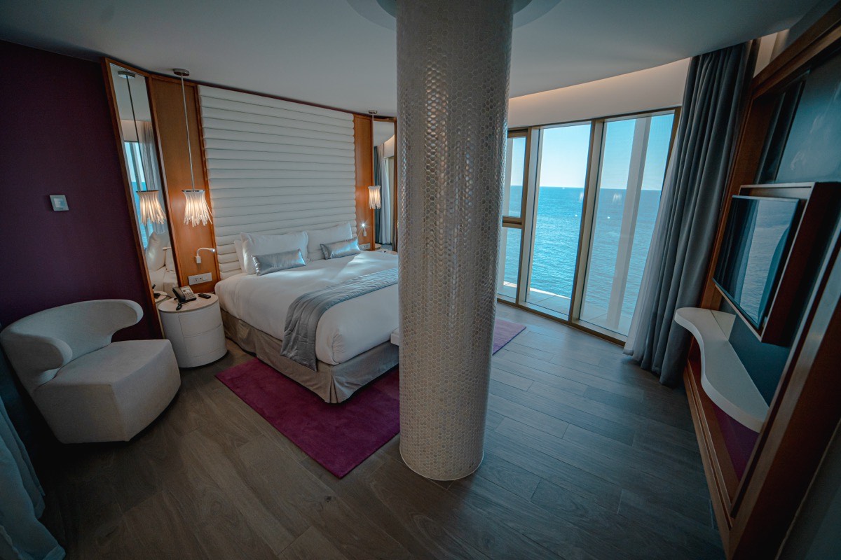 Royalton Habana — panoramic suite with ocean view