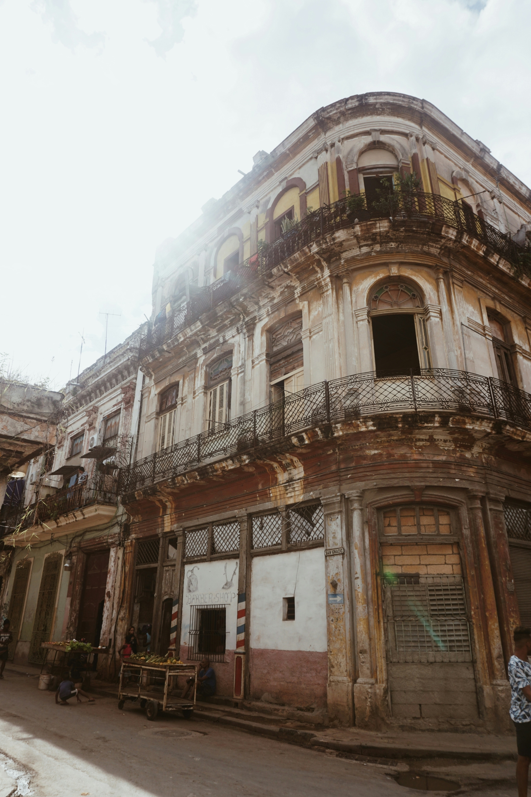 High-ceilinged interior of a restored colonial house in Habana Vieja
